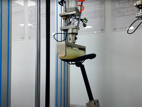 01-Seatpost Strength Testing